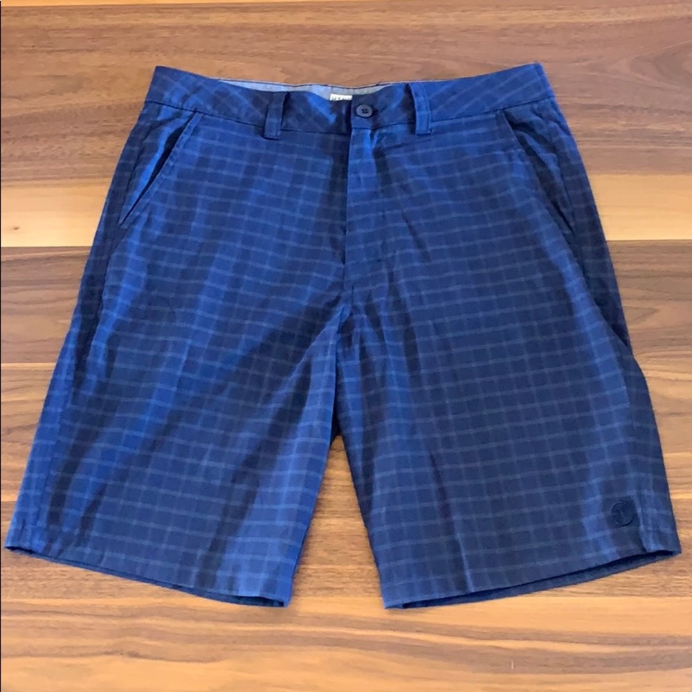 Hang Ten Plaid Shorts - 32